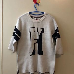 White Tommy Hilfiger sweater